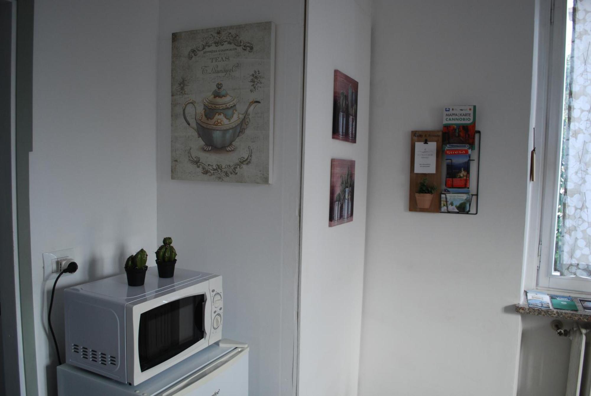 Le Stanze Di Alicam Bed and Breakfast Arona Exteriör bild